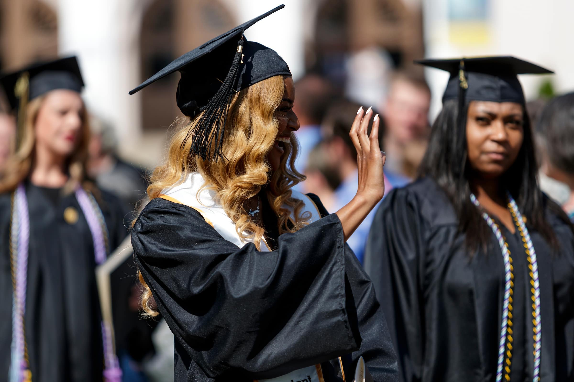 Yahlin Chang Tells Brenau Graduates To “nurture And Unleash” Their Voices