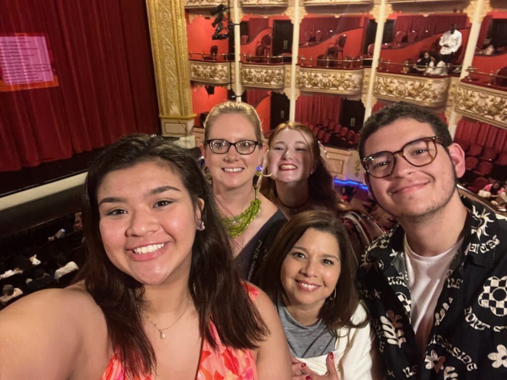 Students and faculty in Panama City at a theatre as part of the arts exchange program.